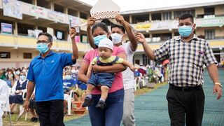 Animadores de comunidades llevan la mitra