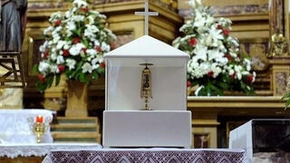 ¿Volverá a licuarse la sangre de San Pantaleón?