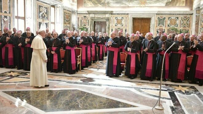 El papa Francisco en un encuentro con los Nuncios Apostólicos.