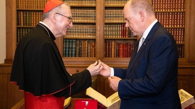 Parolin con Alberto II de Mónaco.