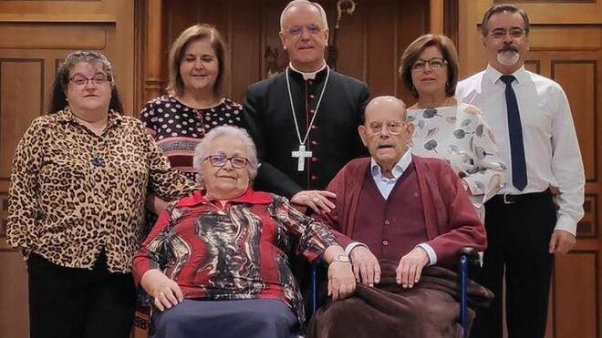 El obispo Lemos, con toda su familia