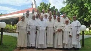 Fray Cirilo, con los dominicos cubanos