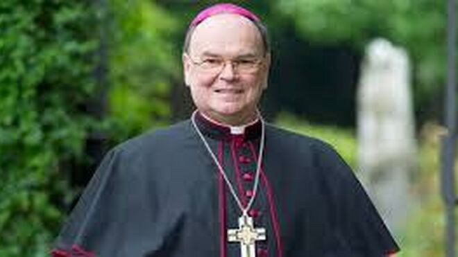 El obispo de Ausburgo se abre a bendecir a las parejas homosexuales