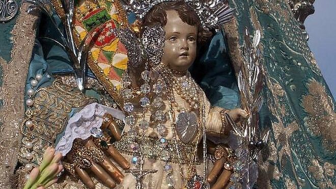 A la Virgen le sobra dinero