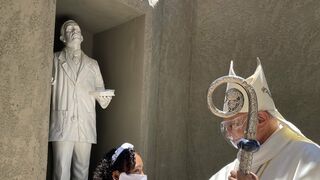 Confirmación Yaxury Solórzano