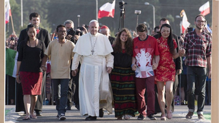La jóvenes siempre han sido una prioridad para Francisco