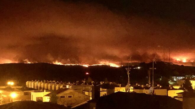 La diócesis de Ávila abre sus centros para colaborar en la extinción del incendio de Gredos