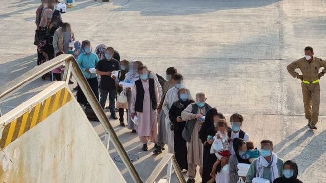 Ciudadanos huyendo de Kabul en agosto.