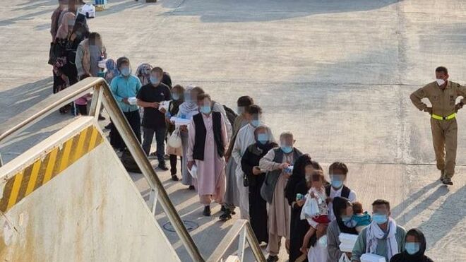 Los 'fieles ocultos' rescatados de la tragedia en Kabul