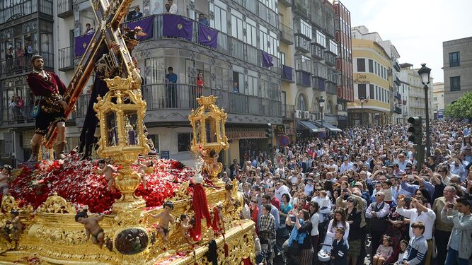 Año y medio después, las procesiones regresan a Jaén