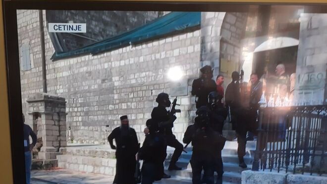 Disturbios durante la investidura del metropolitano ortodoxo en Montenegro, Joanikije II