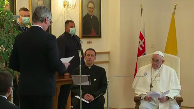Francisco, en la Nunciatura de Bratislava