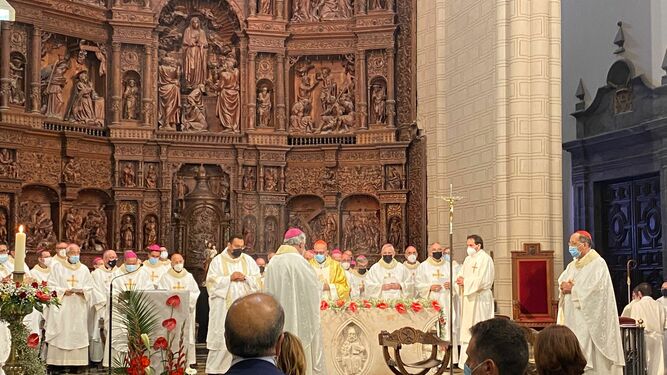 Bendición del altar de la catedral de Teruel