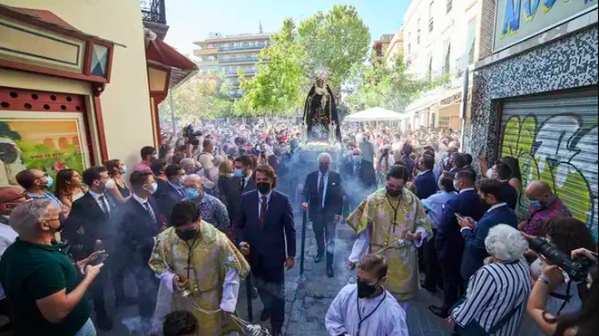Procesión de la Divina Pastora en Sevilla