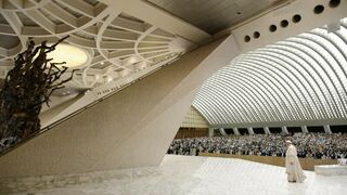 Francisco denunció que la violencia sobre las mujeres "es una llaga abierta en todo el mundo"