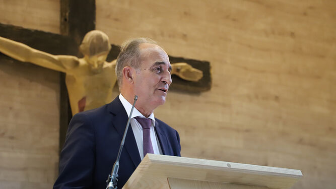 Gabriel Pérez, rector de la Universidad Loyola