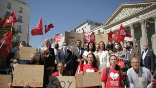 Hazte Oir y VOX, unidos para acosar a las mujeres que acuden a clínicas abortivas