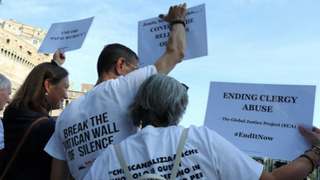 Protestas abusos en la Iglesia