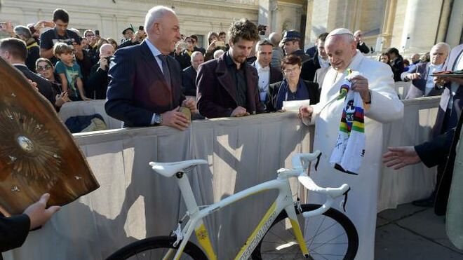 La UCI reconoce oficialmente a la Federación Vaticana de Ciclismo