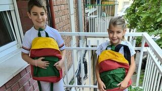 Más de 126.000 escolares vuelven a clase con nuevo material escolar.