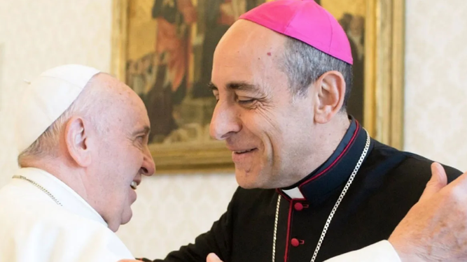 El Papa y Víctor Manuel Fernández