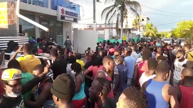 Neocolí (Colombia). Avalancha de migrantes