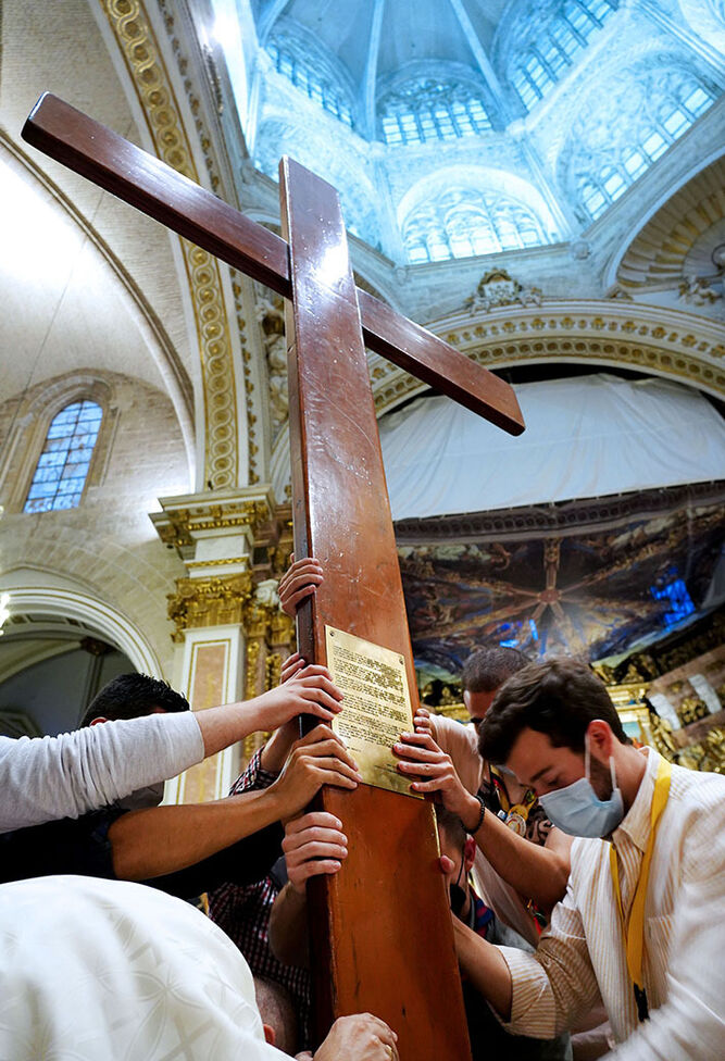 Cruz JMJ Catedral-press3