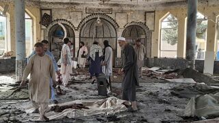 Un atentado en una mezquita de Afganistán deja al menos 80 muertos y un centenar de heridos