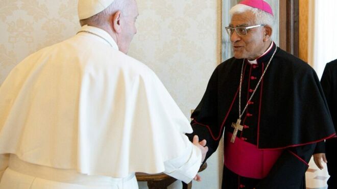Papa Francisco con el presidente del Celam