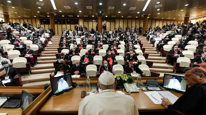 El Papa abre la asamblea sinodal