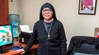 María Elena Camones