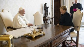 Francisco, con Angela Merkel