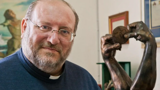 Padre Fortunato Di Noto