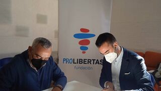 Firma del acuerdo de adhesión
