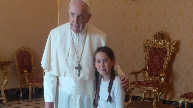 La pequeña Fiammetta "que conmovió al mundo" se reunió con el Papa