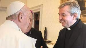 Pedro Brassesco con el Papa