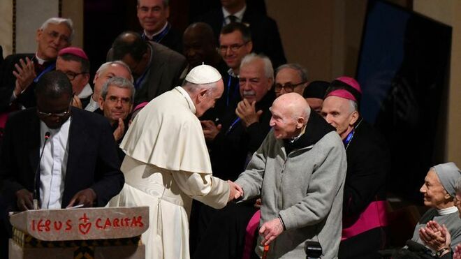 El papa Francisco y el hermano Jean Pierre Shumacher.