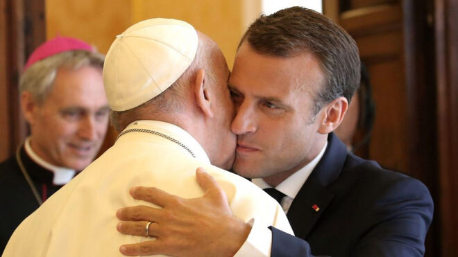 Francisco recibió a Macron con la pandemia y el cambio climático en agenda