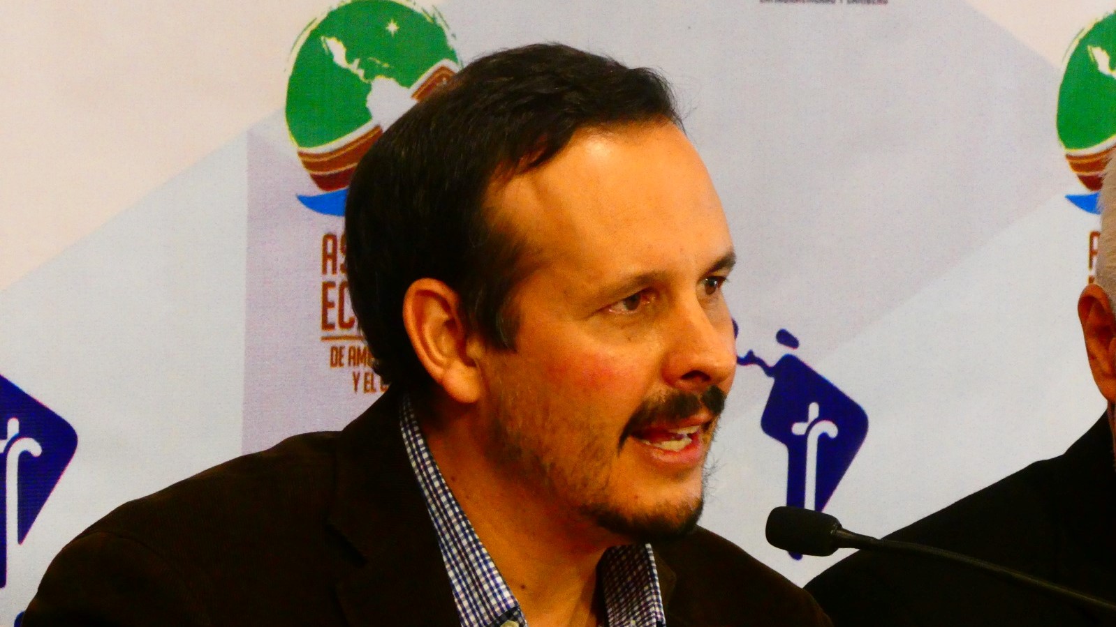 Mauricio López