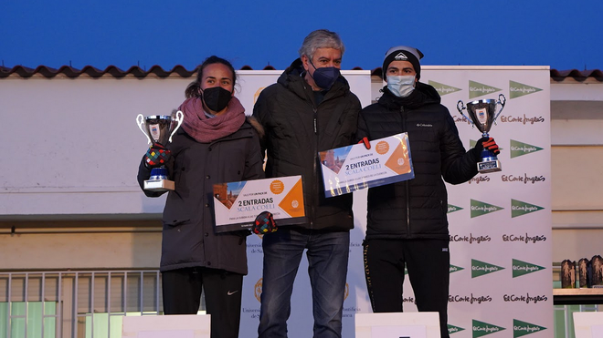 Ester Rodríguez y Alberto Domínguez, ganadores de la VI San Silvestre  Universitaria