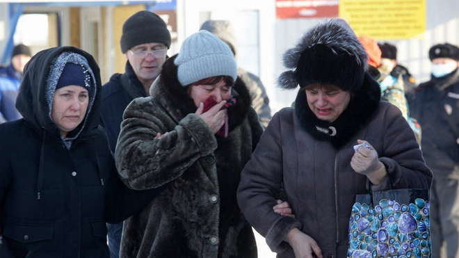 Dolory lágrimas por la tragedia de Siberia