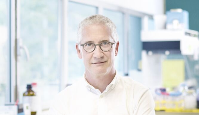 Julià Blanco, jefe de grupo en IrsiCaixa.