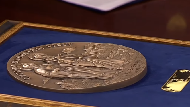 Medalla del viaje