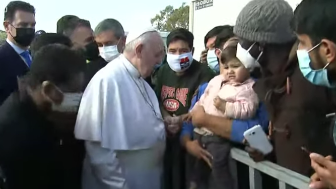 El Papa, en Mitilene