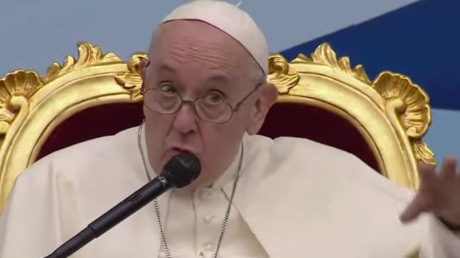 Francisco se dirige a los jóvenes