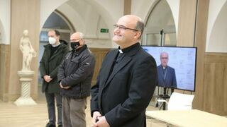Munilla, durante el anuncio de su marcha