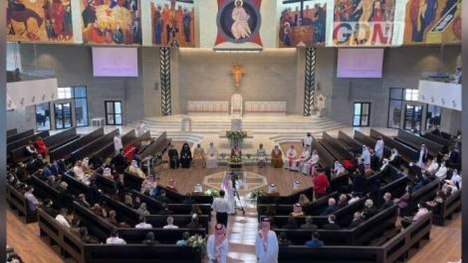 Inauguración civil de la catedral católica dedicada a Nuestra Señora de Arabia
