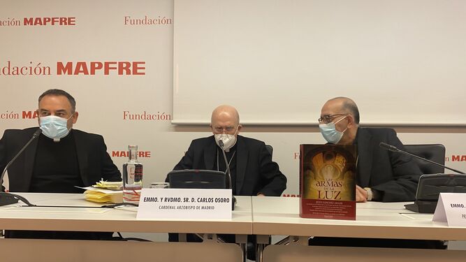 Osoro, Omella y Sánchez Adalid