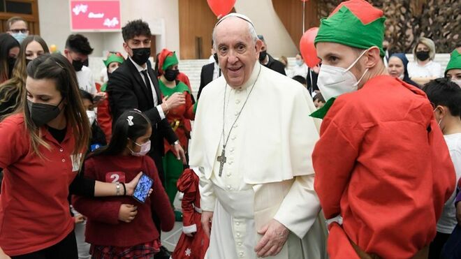 Francisco, con los chicos del dispensario