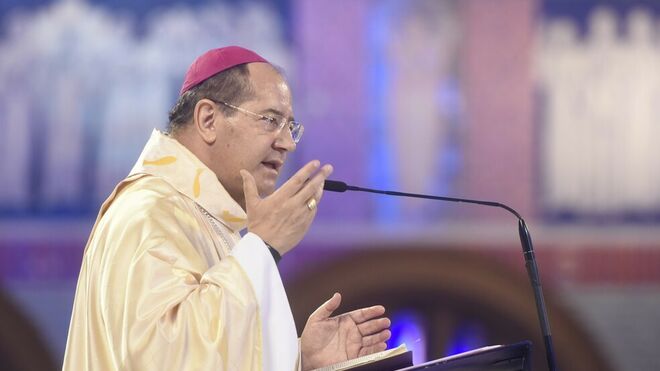 Mons. Walmor
